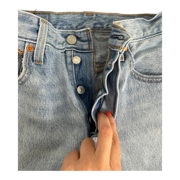 Levi’s 501 button fly light wash skinny straight leg womens jeans size 24-25 - Picture 3 of 7
